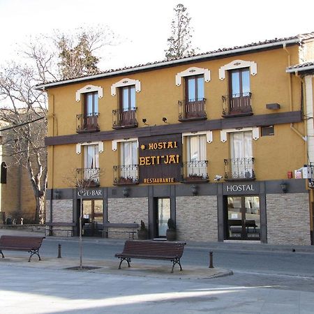 Hostal Beti-Jai Aoiz Exterior foto